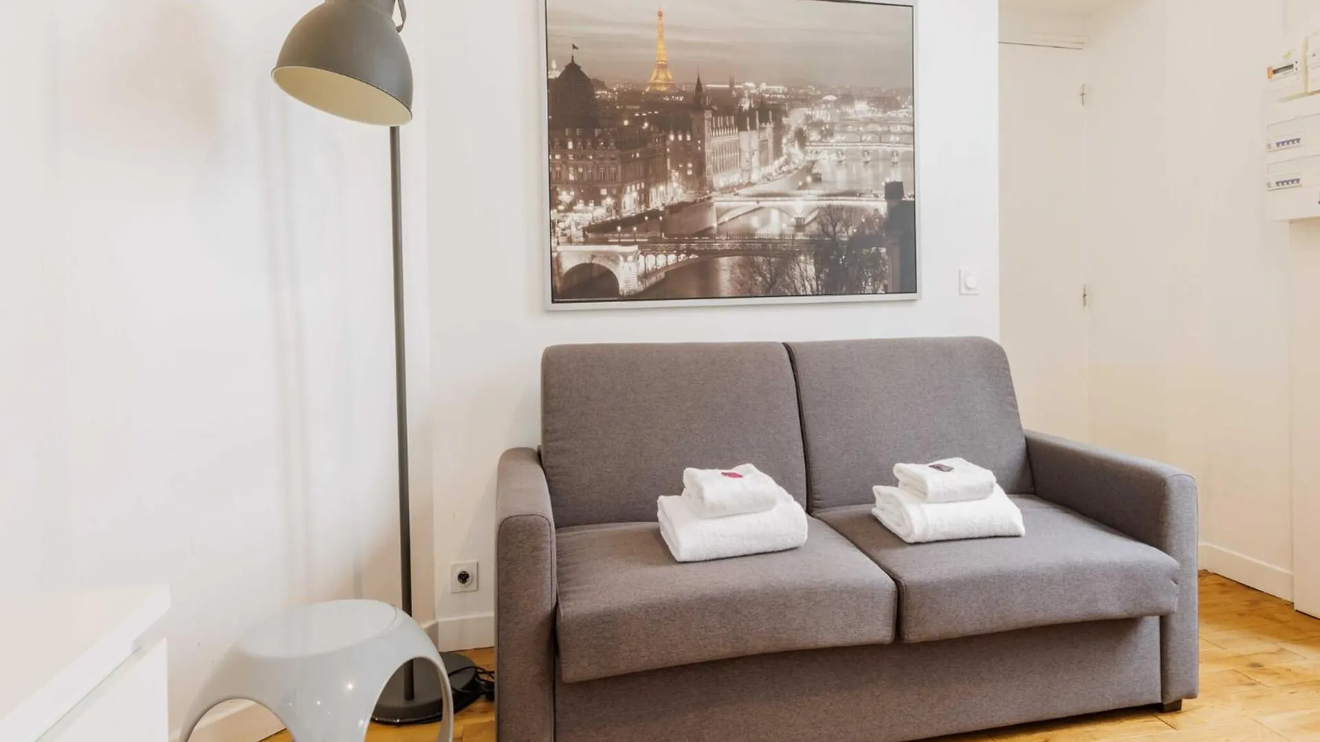 Apartment Lovely Studio Near Eiffel Tower Paris
